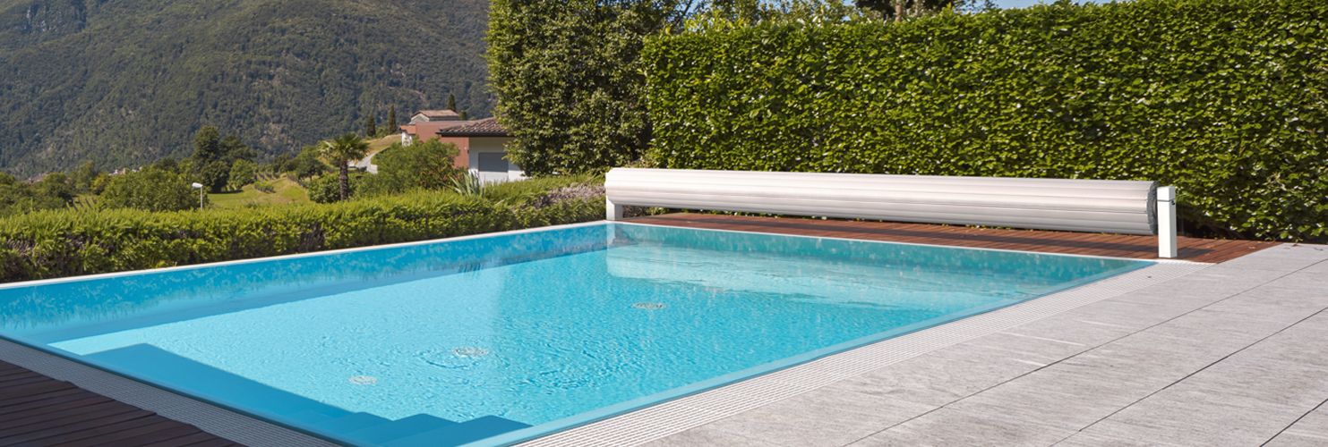 Los mejores cobertores de piscina automáticos